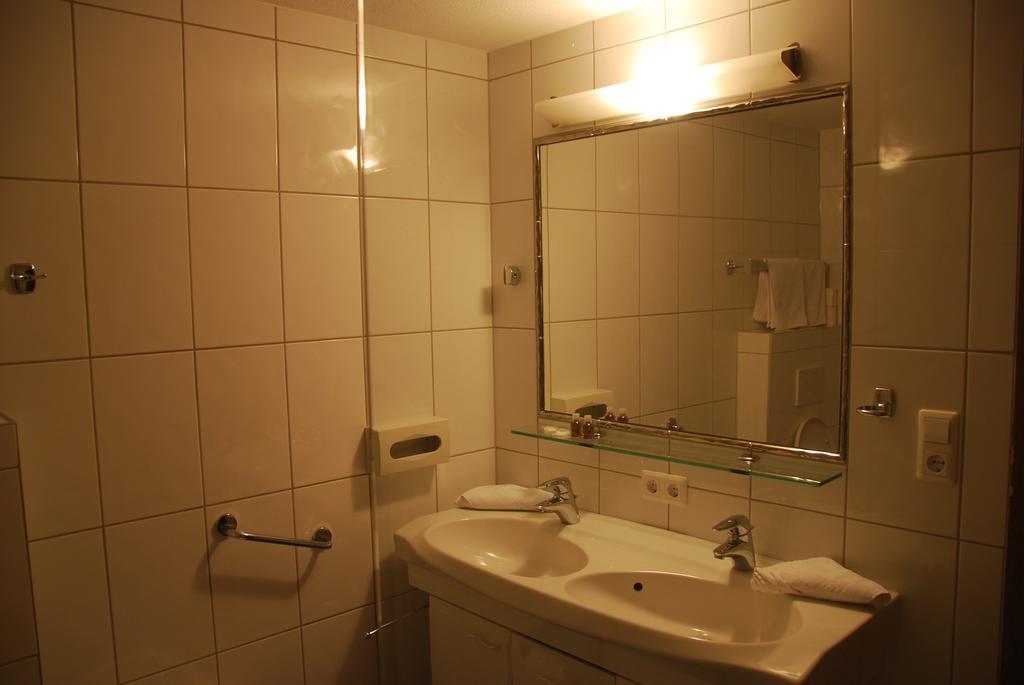 Alpenhotel Regina Nauders Room photo